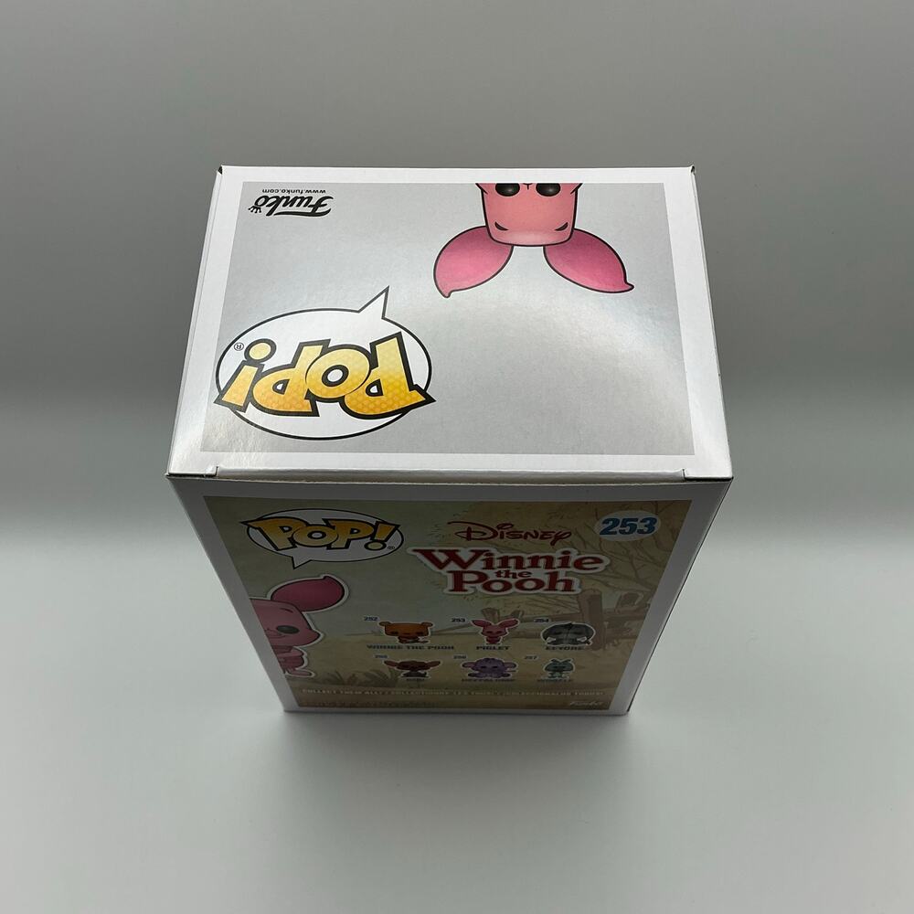 Piglet #253 Winnie the Pooh Funko Pop – Vaulted - Picture 5 of 6
